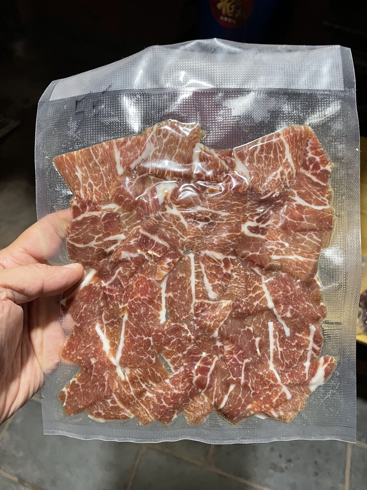 真空包裝的諾鄧火腿切片 — 產品展示