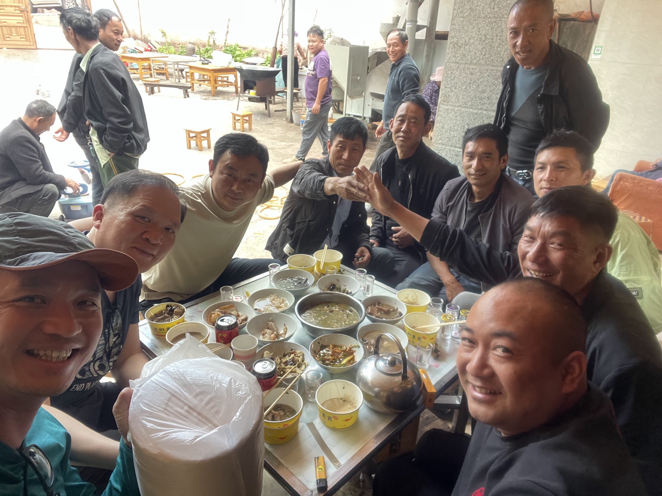 順蕩村的清明飯：意外闖入一場白族的盛宴